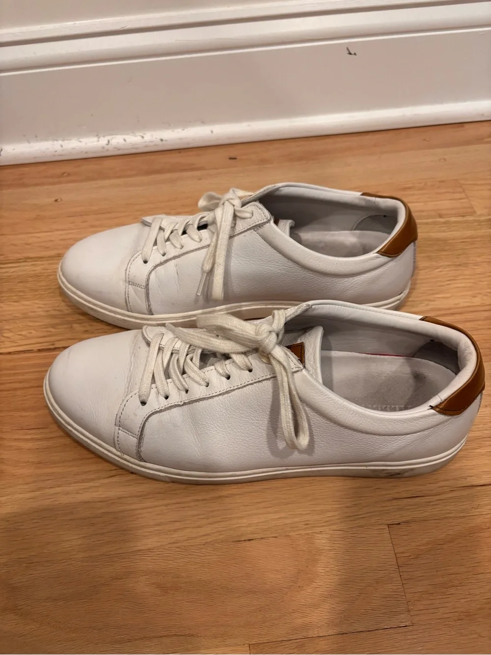 Allen Edmonds Courtside low-top leather sneakers in white size men's 9.5